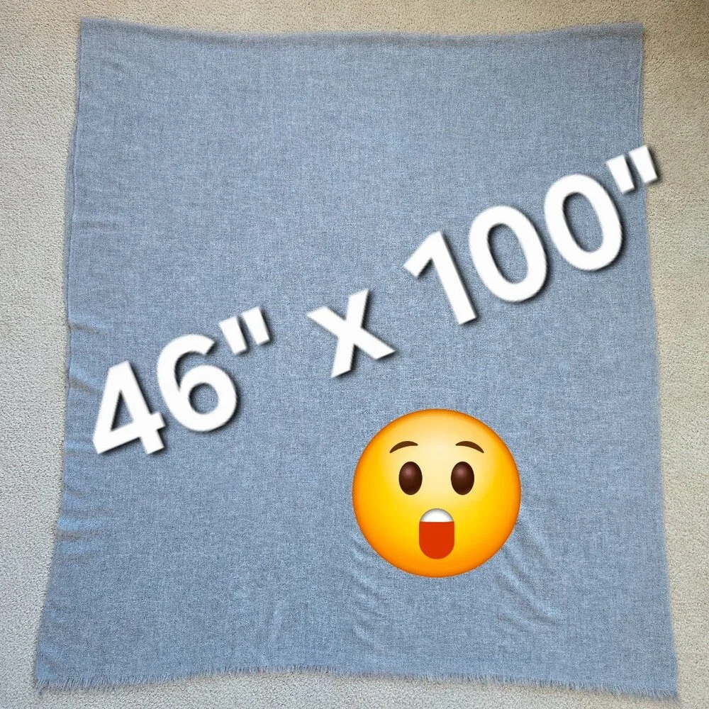 MASSIVE Cashmere Woven Wrap Grey *TINY HOLE*